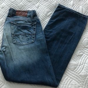Lucky Brand blue jeans size 33